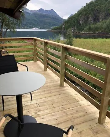 Elvegard Fjordcamp Campeggio *