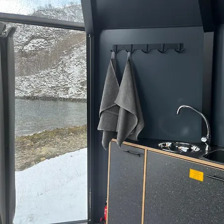 Elvegård Fjordcamp Campingplasser Grov