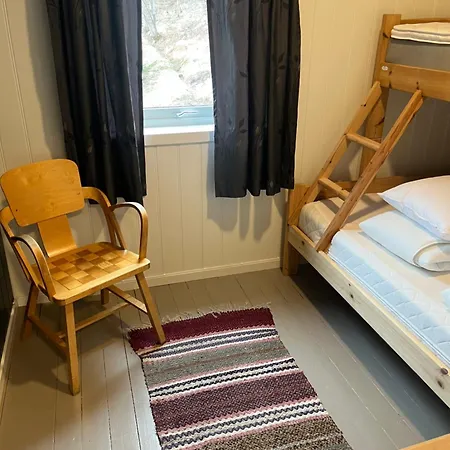 Elvegård Fjordcamp Campingplasser