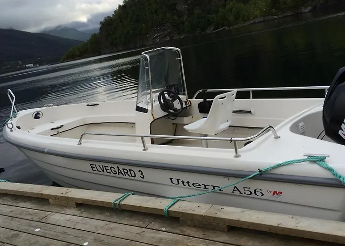 Elvegard Fjordcamp Camping *