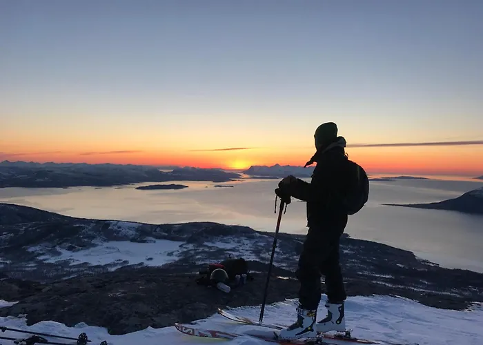 Elvegard Fjordcamp *