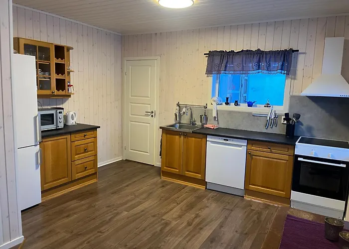 Elvegard Fjordcamp אתר קמפינג *