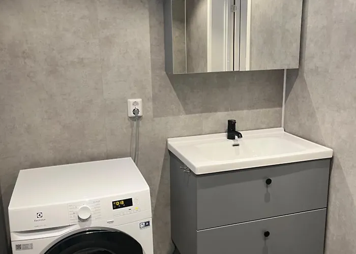 אתר קמפינג Elvegard Fjordcamp Grov